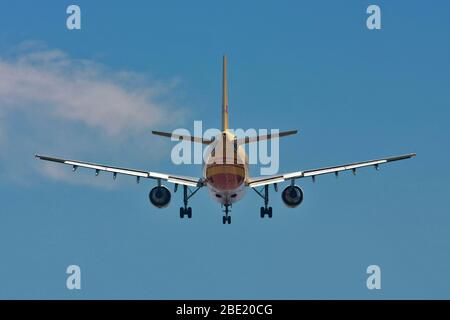 Aereo da carico DHL a Malpensa (MXP / LIMC), Milano, Italia Foto Stock