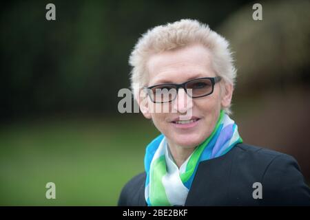 Vida Vencienė (Mogenytė) è un ex sciatore di fondo che rappresentava l'Unione Sovietica e successivamente la Lituania dal 1988 al 1994. Ha vinto una medaglia d'oro Foto Stock