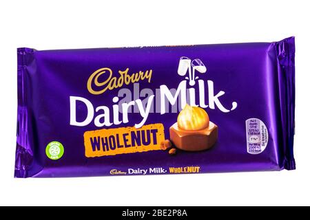 Cadbury Dairy Milk Wholenut Chocolate Bar, Cadbury Dairy Milk, Cadbury Chocolate Bar, Dairy Milk, Chocolate Bar, cadbury, cioccolato, noce intera, Bar, Foto Stock