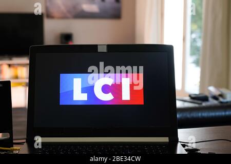 Bordeaux , Aquitaine / France - 11 25 2019 : lci TV segno logo sullo schermo del computer portatile 24 ore 24/7 informazioni rotolante notizie Foto Stock