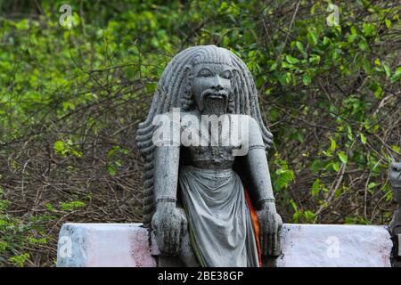 Una bella scultura di idolo di pietra in tamilnadu india Foto Stock