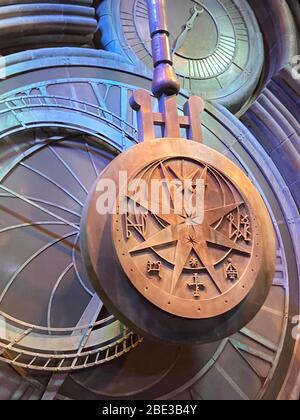 Torre dell'Orologio a pendolo - Tour dello Studio di Harry Potter WB Foto Stock