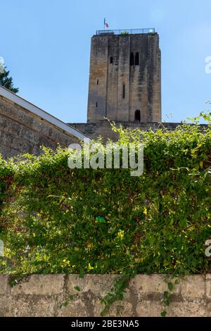 Tour du Roy nel villaggio del vino francese dell'unesco Saint Emilion Bordeaux Bordeaux Foto Stock