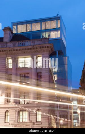 Steel & Glass Rothschild sede centrale Rothschild Bank, New Court, St Swin's Lane, Londra EC4N 8AL di OMA Architects REM Koolhaas Foto Stock