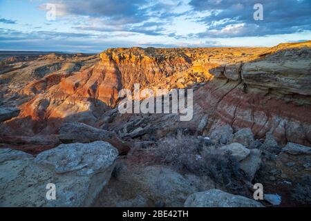 Colorati badlands nel bacino del Bighorn del Wyoming Foto Stock