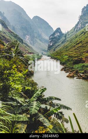 Geopark dell'altopiano di Dong Van Karst; provincia di ha Giang, Vietnam Foto Stock