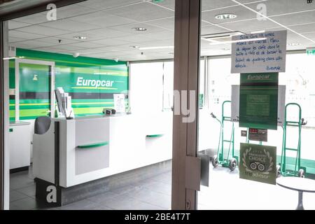 AGENZIA DI NOLEGGIO EUROPCAR , PARIGI Foto Stock