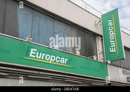 AGENZIA DI NOLEGGIO EUROPCAR , PARIGI Foto Stock