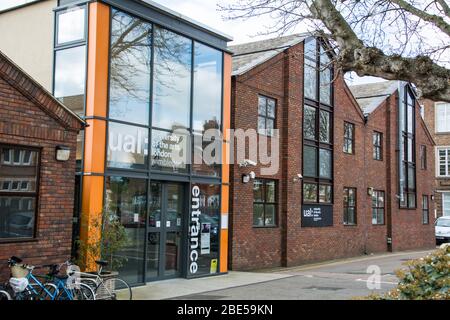 LONDRA - MARZO 2019: Università delle Arti Londra a Wimbledon, una università londinese di arte, design, moda e arti dello spettacolo Foto Stock