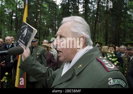 Alfonsa Svarinskas - Clergyman cattolico lituano, monsignor, dissidente, figura politica, cappellano militare, colonnello di riserva. Foto Stock
