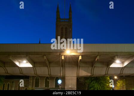 Cemento armato sopraelevato autostrada A4 Hammersmith Flyover, Londra W6 di G. Maunsell & Partners Peter warth Foto Stock