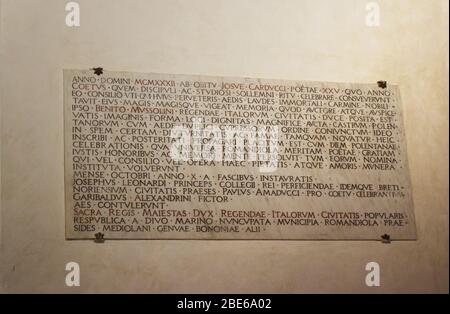 Pieve di San Donato in Polenta. Bertinoro, Italia. Basilica interna. Epigrafia di marmo. Foto Stock