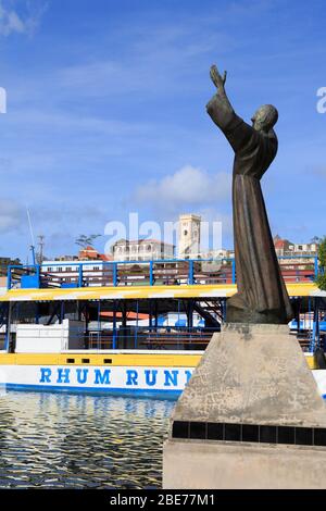 Memorial nel Carenage, St Georges, Grenada, Caraibi Foto Stock