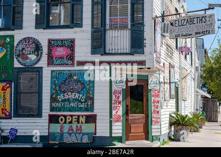 Elizabeth's Restaurant nel quartiere di Bywater di New Orleans, Louisiana, USA Foto Stock