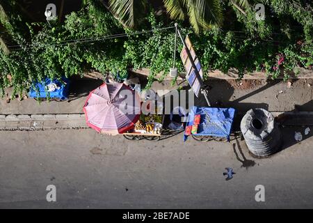 CARRELLO FORNITORE DI FRUTTA Foto Stock