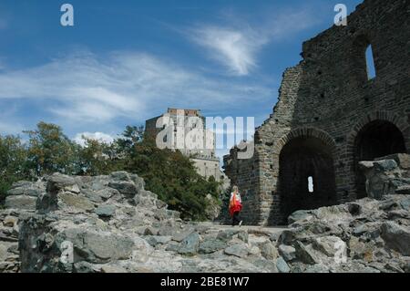 TORINO, ITALIA - 2006 agosto: La Sacra di San Michele, conosciuta anche come Abbazia di San Michele, è un complesso religioso sul Monte Pirchiriano Foto Stock