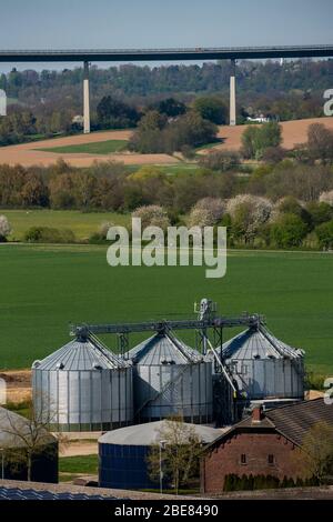 Stabilimento di Biogas di BiogasRuhrtal, società im Brehm, Essen-Kettwig, nel sud della città, Essen, Germania Foto Stock