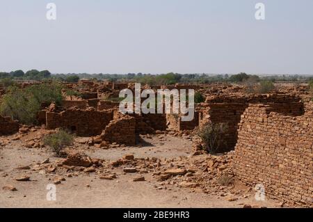 Kuldhara un villaggio abbandonato o villaggio fantasma. XIII secolo, distretto di Jaislamer, Rajasthan, India Foto Stock