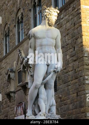 Neptun-Brunnen vor dem Palazzo Vecchio auf der Piazza della Signoria, Florenz Toskana, Italien Foto Stock