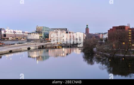 Vista da Barnhusbron su Stoccolma, Svezia Foto Stock