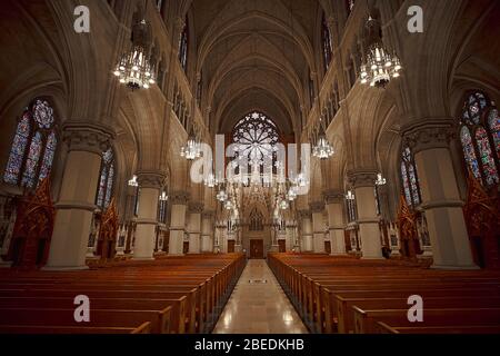 Vista interna della Cattedrale Basilica del Sacro cuore a Newark, New Jersey, USA. Foto Stock