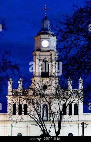 Parroquia de San Antonio de Padova nel blu, San Antonio de Areco, Argentina Foto Stock