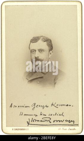 Testa e spalle ritratto dell uomo non identificato Foto Stock