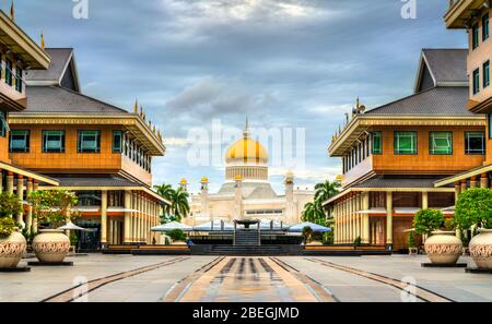 Moschea di Omar Ali Saifuddien a Bandar seri Begawan, Brunei Foto Stock