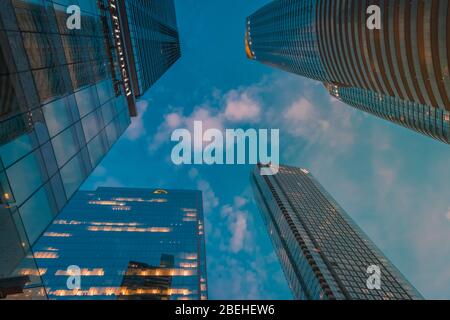 TORONTO, ONTARIO / CANADA - SETTEMBRE 20 2019: Toronto centro. Sera Foto Stock