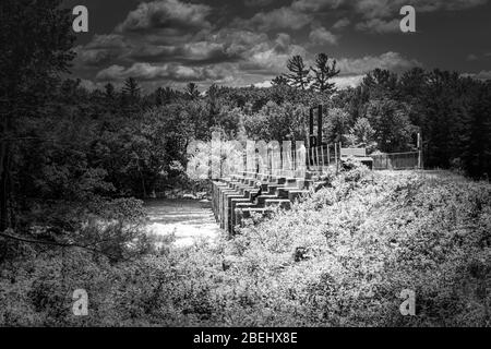 Burleigh Falls Lovesick Lake Dam Selwyn Ontario Canada in estate Foto Stock