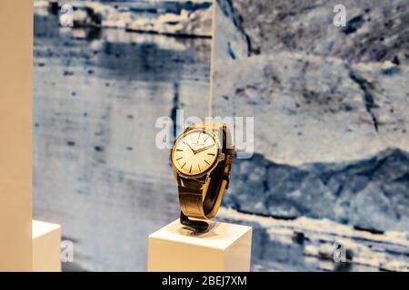 Ginevra, Svizzera, Mar 2020 Vacheron Constantin vetreria con orologi meccanici alla moda in vendita, Vacheron Constantin è di lusso orologio svizzero Foto Stock