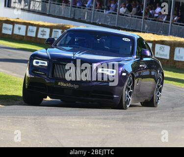 Rolls Royce Wraith Badge nero, Goodwood Festival di velocità, 2017, Picchi di prestazioni, Motorsports Game Changer, automobili, automobili, intrattenimento Foto Stock