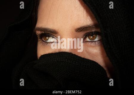 Giovane ragazza messicana che indossano il costume tradizionale, Chichen  Itza, stato dello Yucatan, Messico Foto stock - Alamy