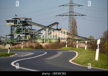 Stabilimento di ghiaia Holemans, vicino a Rees, estrazione di ghiaia e sabbia sul basso Reno, Germania, Foto Stock