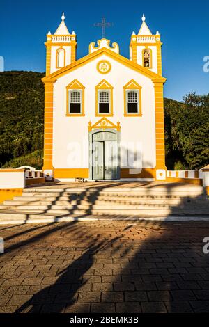 Nossa Senhora da Lapa chiesa, inaugurata nel 1806, Ribeirao da Ilha distretto. Florianopolis, Santa Catarina, Brasile. Foto Stock