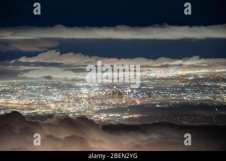 Paesaggio urbano che si affaccia su Los Angeles dal Monte Wilson Foto Stock
