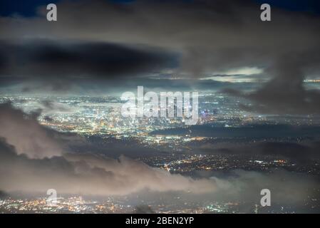 Paesaggio urbano che si affaccia su Los Angeles dal Monte Wilson Foto Stock