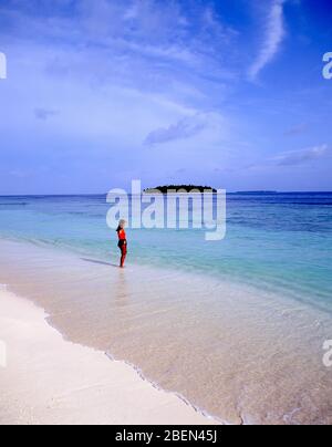 Kuda Bandos dall'isola di Bandos, Atollo di Kaafu, la Repubblica delle Maldive Foto Stock