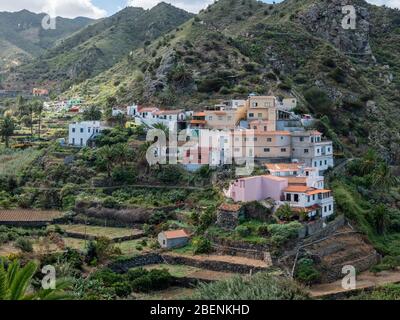 Alcune case vicino Vallehermoso sulla Gomera Foto Stock