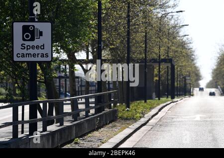 Milton Keynes Center MK negozi ingresso uffici civici biblioteca Foto Stock