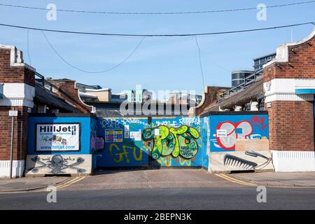 Sneinton mercato, catturato durante il blocco di Coronavirus aprile 2020, Nottingham City Nottinghamshire Inghilterra Regno Unito Foto Stock