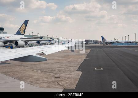 05/26/2019. Aeroporto di Francoforte, Germania. Singapore Airplane al terminal. Aeroporto gestito da Fraport e funge da hub principale per Lufthansa. Foto Stock