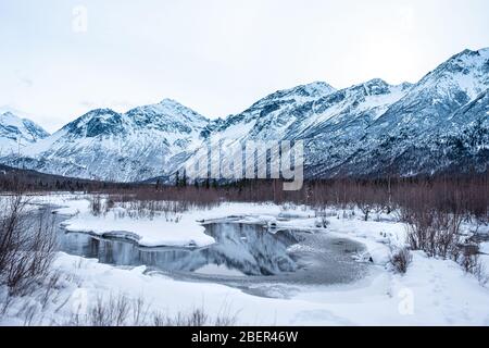 Paesaggio invernale tranquillo in Alaska Foto Stock