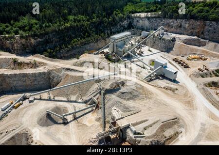 Steinbruch und Kieswerk Foto Stock