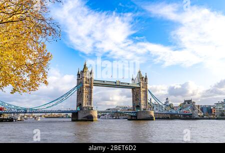 Il Tower Bridge di Londra,UK Foto Stock
