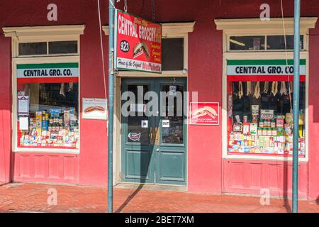 Central Grocery, sede della Muffaletta, nel quartiere francese, New Orleans, Louisiana, USA Foto Stock