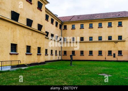 Il cortile della prigione comunista di Sighetu Marmatiei, memoria delle vittime del comunismo e della resistenza, Romania Foto Stock