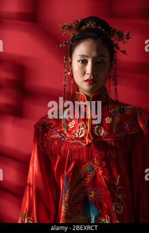 Una bellissima sposa cinese Foto Stock