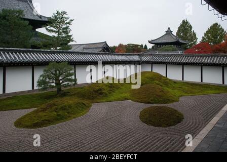 Buddhismo Buddista Giardino Zen Tempio Tōfuku-ji del XV secolo, 15-Chōme 778 Honmachi, Higashiyama-ku, Kyōto, Prefettura di Kyoto Foto Stock