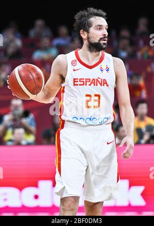 Sergio di Lullo (Spagna) vs. Australia. Pallacanestro FIBA World Cup Cina 2019, Semifinali Foto Stock